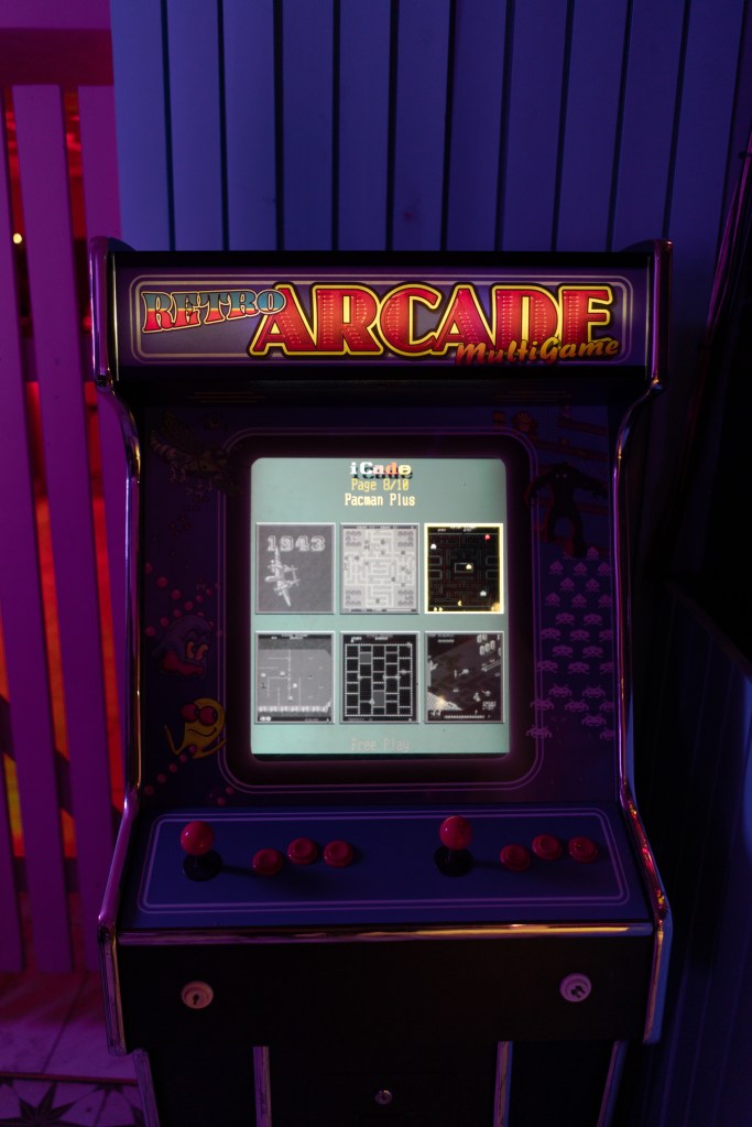 Retro Arcade game